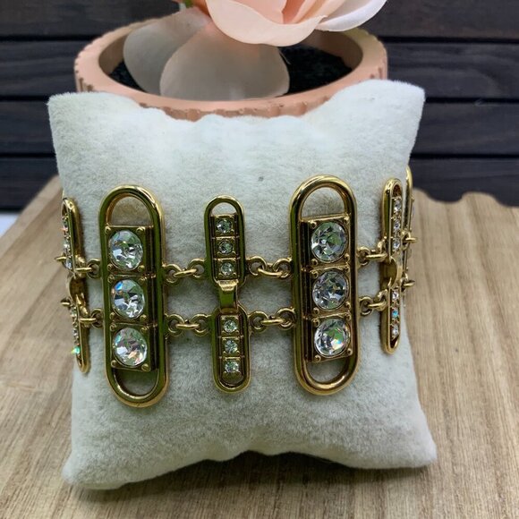 Ann Taylor Rhinestone Gold Tone Link Connectors Bracelet - Picture 3 of 10